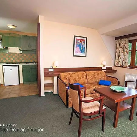 Θέρετρο Club Dobogomajor Superior 3*