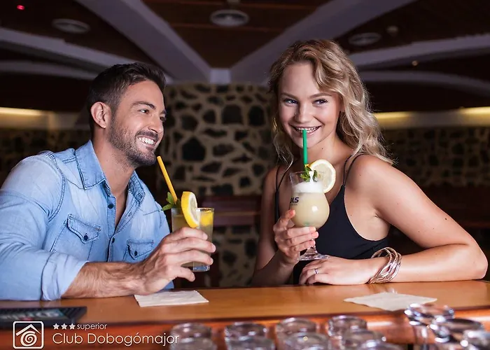 リゾート Club Dobogomajor Superior チェーセクトマイ